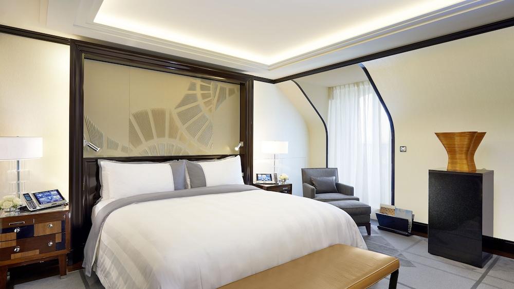The Peninsula Parijs
